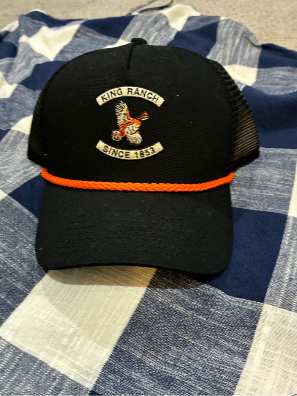 Men KINGRANCH  Black Trucker Hat